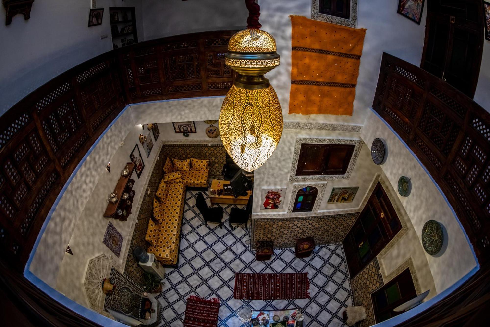 Отель Dar Amir Fez Экстерьер фото