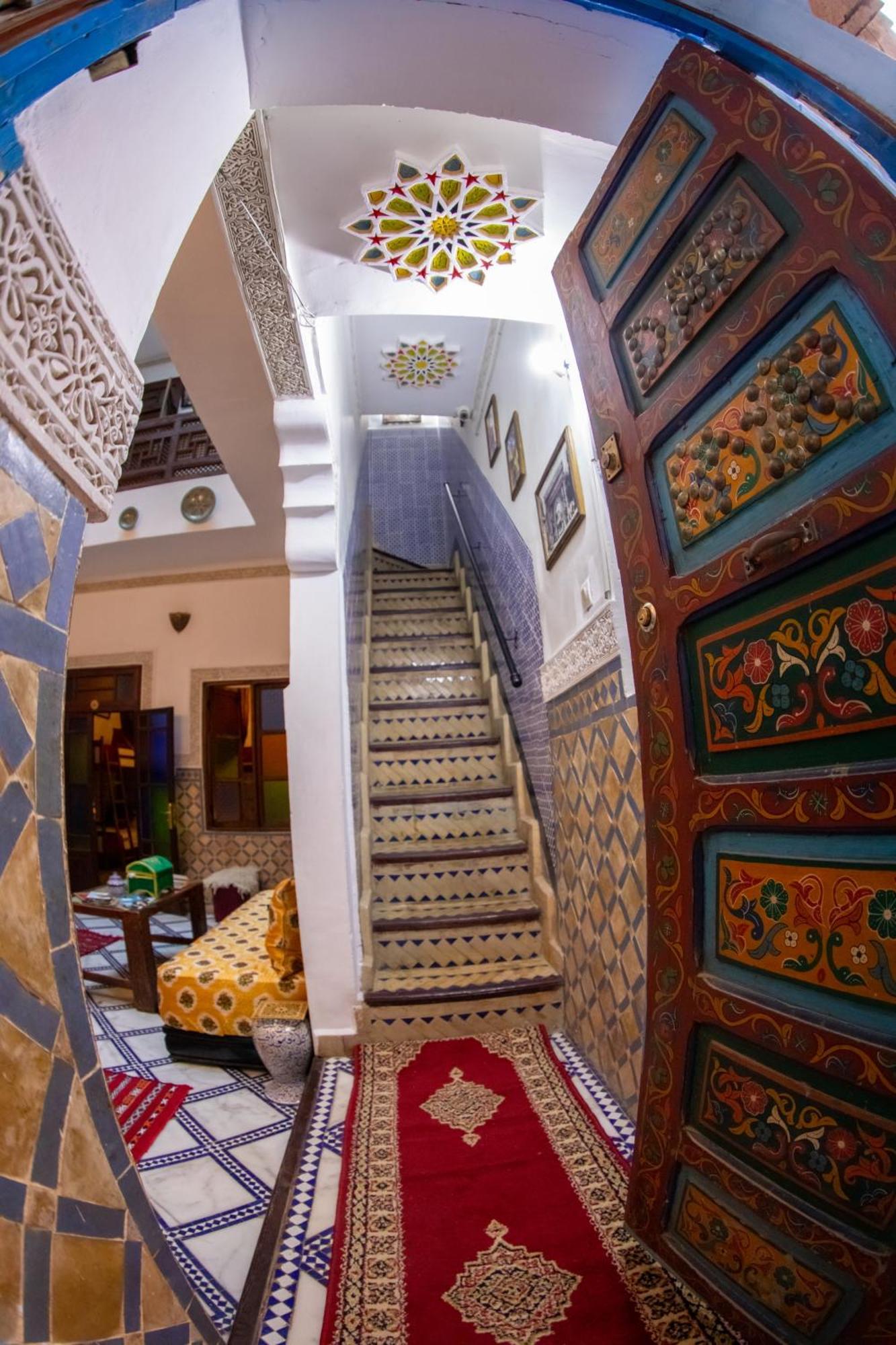 Отель Dar Amir Fez Экстерьер фото